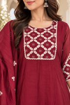 Maroon embroidered kurta with matching straight-fit pants