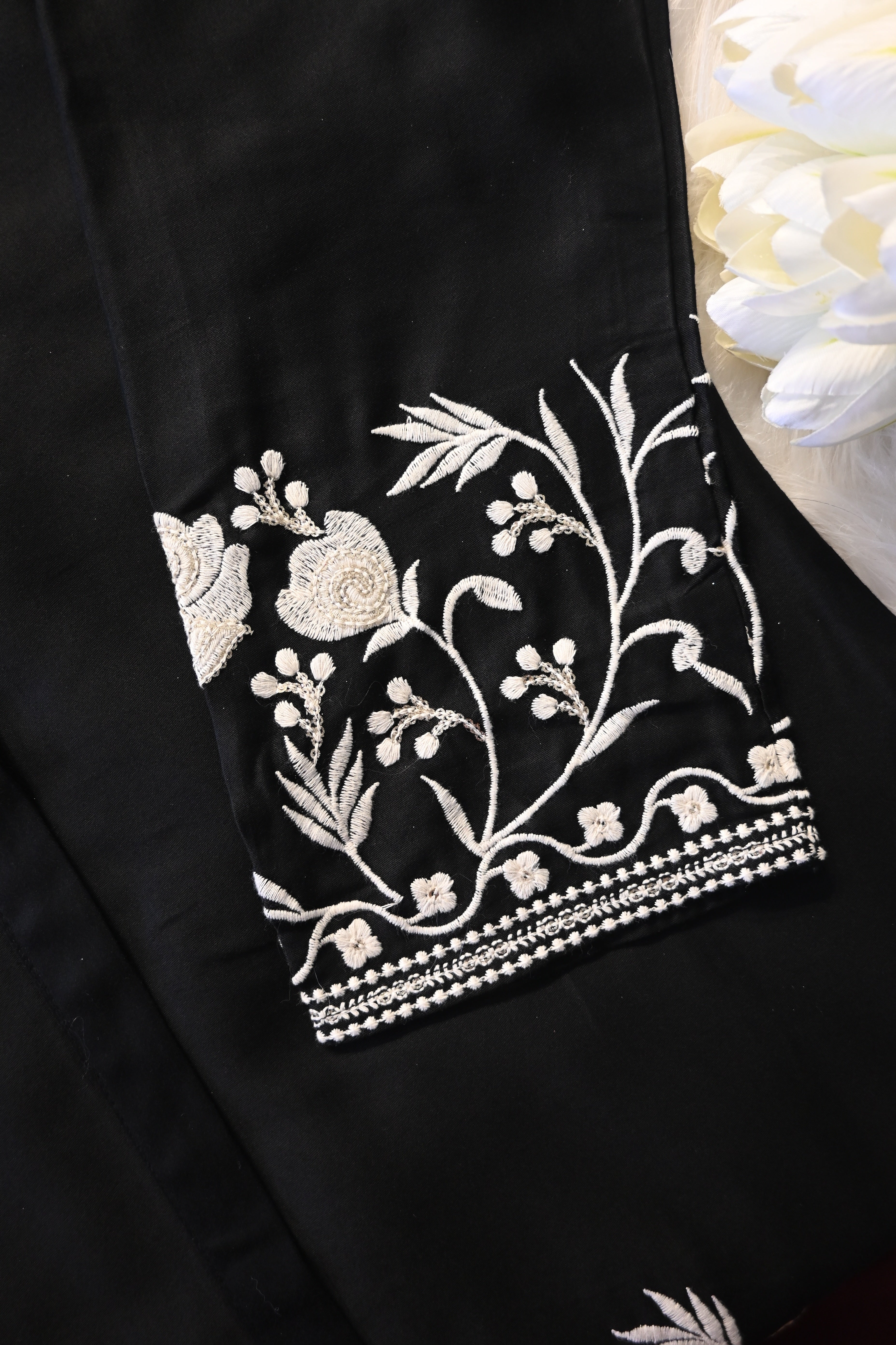 Black Floral Embroidered Co-Ord Set for Women | Elegant Designer Ethnic Cord Set