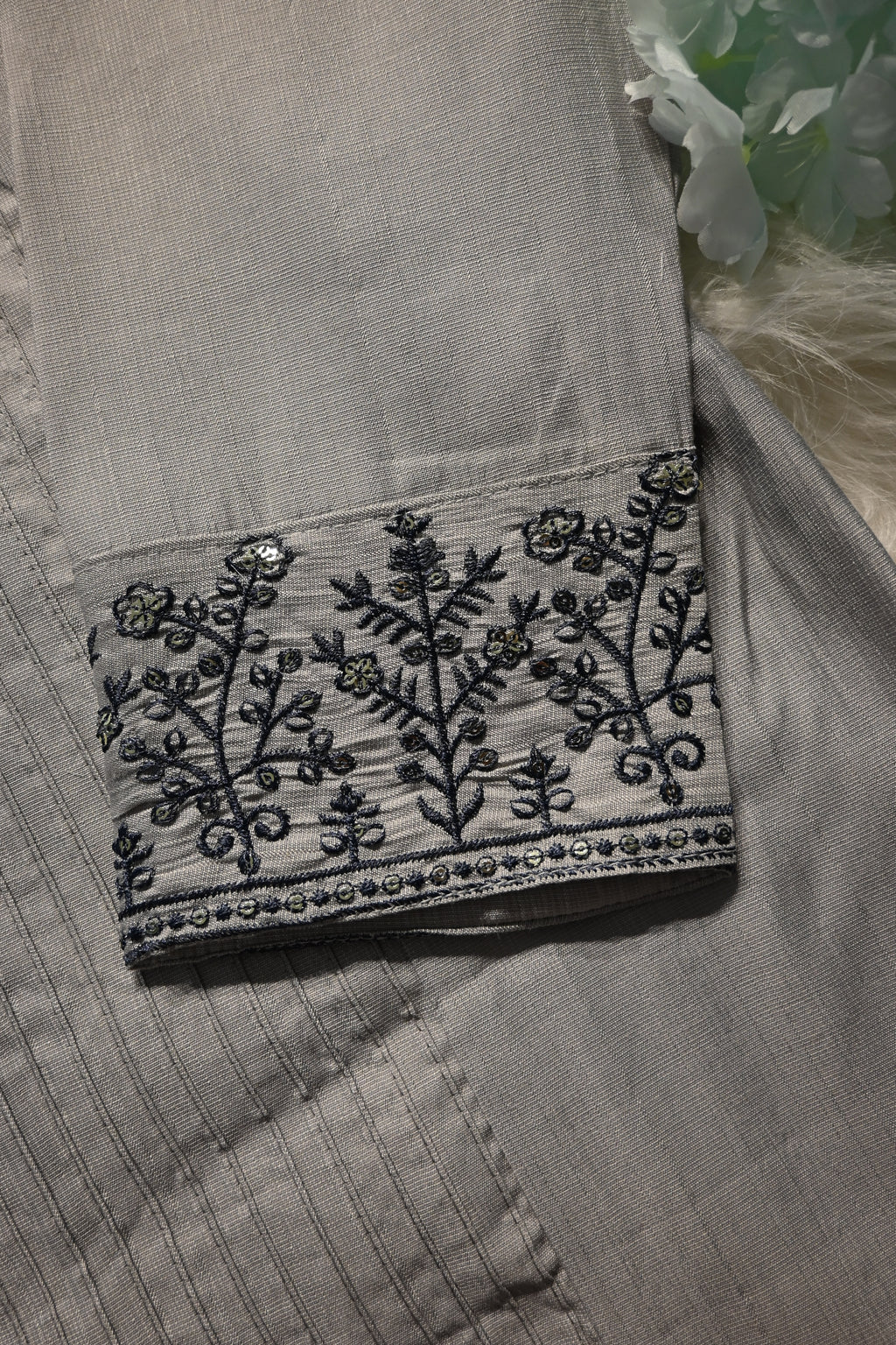 Grey Cotton Kurta Pant Set for Women | Minimal Embroidered Straight Kurta Set